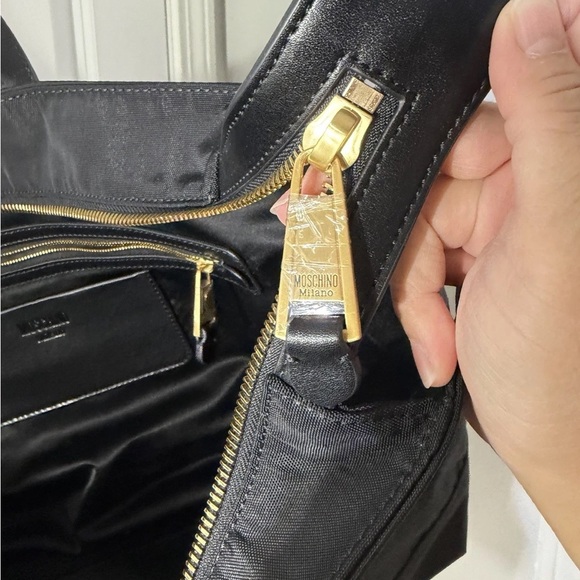 Moschino Black Tote Bag - Picture 2 of 4